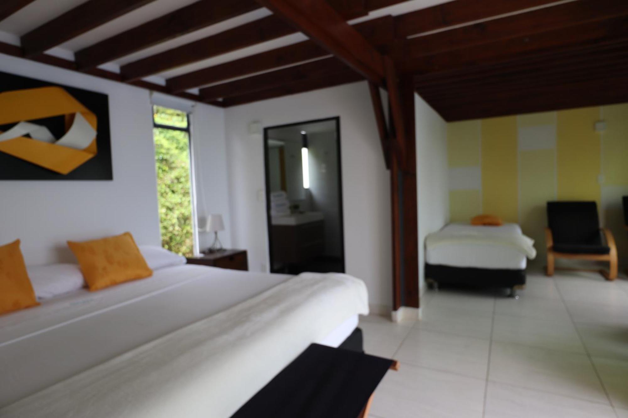 Hotel Syvanna Wellness And Spa Cerritos Extérieur photo