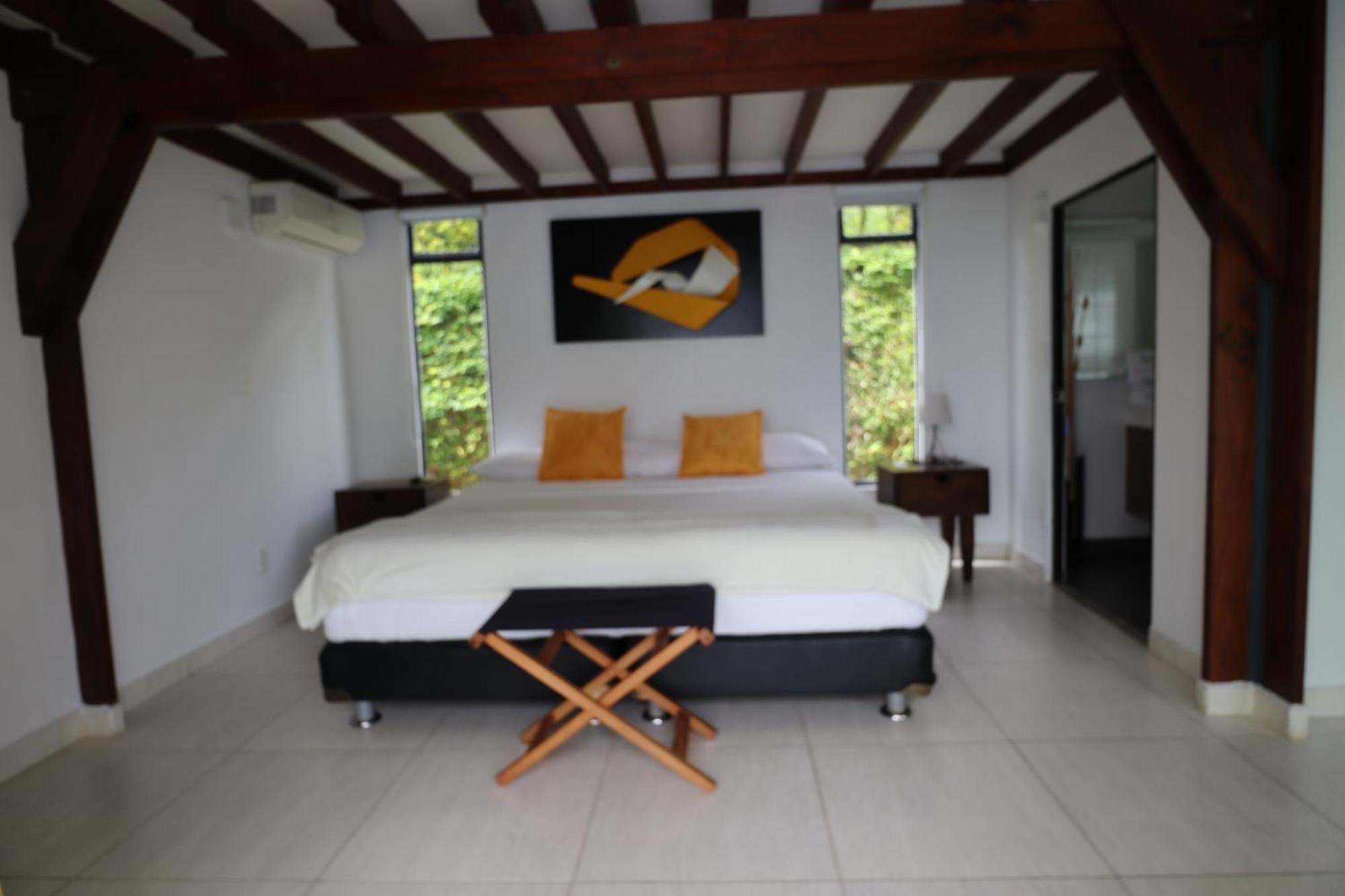Hotel Syvanna Wellness And Spa Cerritos Extérieur photo