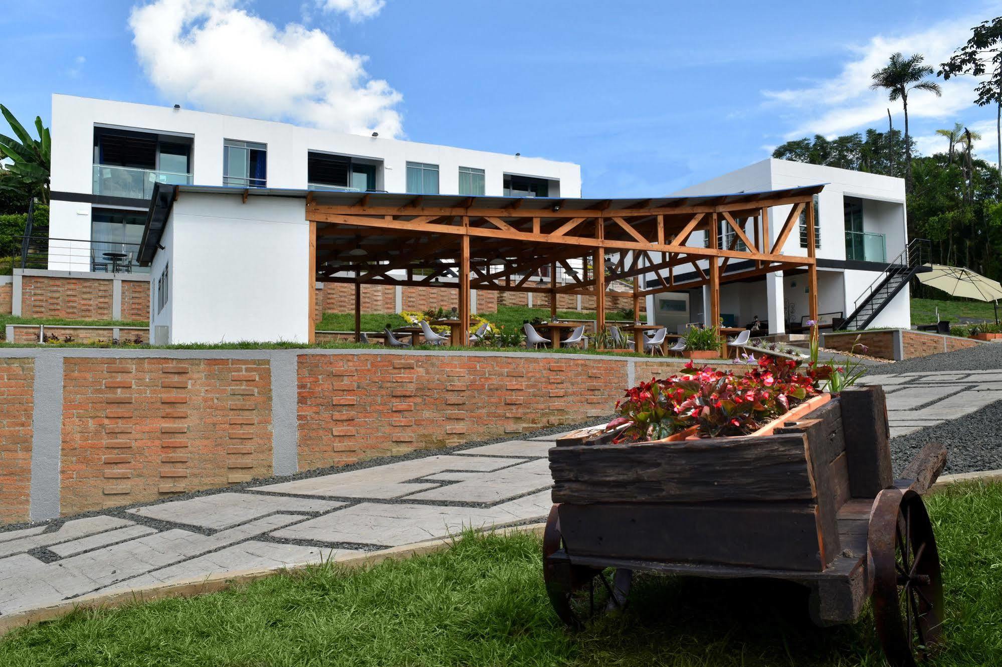 Hotel Syvanna Wellness And Spa Cerritos Extérieur photo