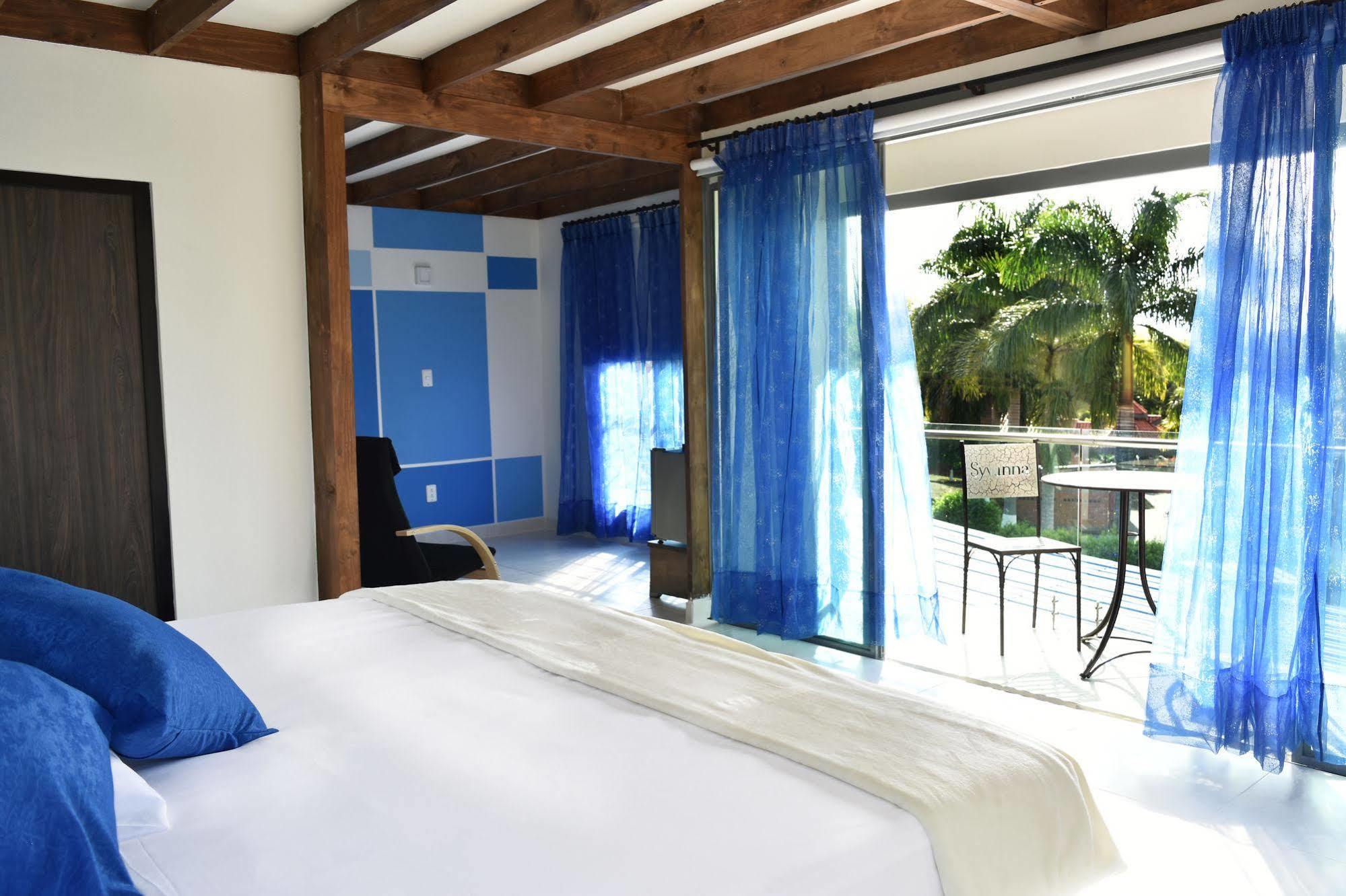 Hotel Syvanna Wellness And Spa Cerritos Extérieur photo