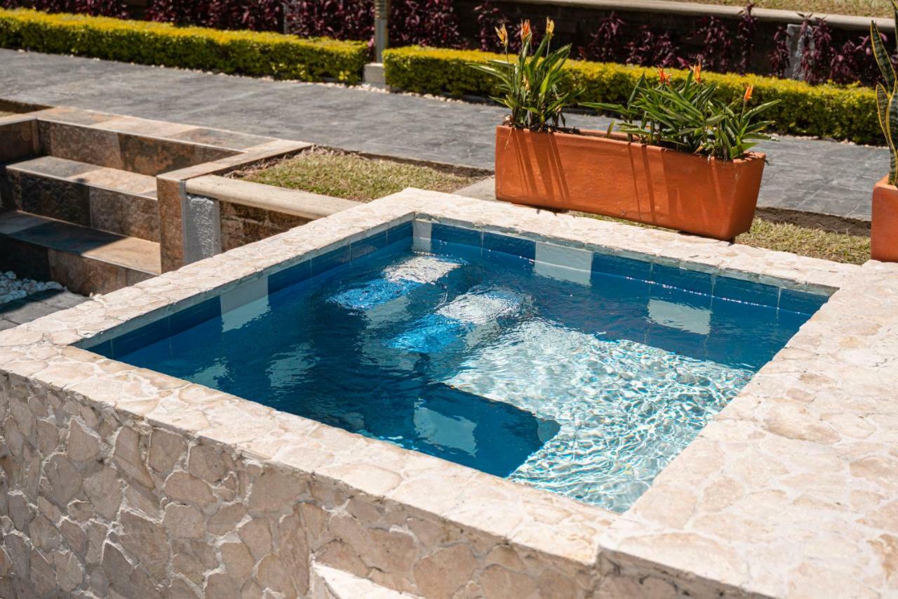 Hotel Syvanna Wellness And Spa Cerritos Extérieur photo